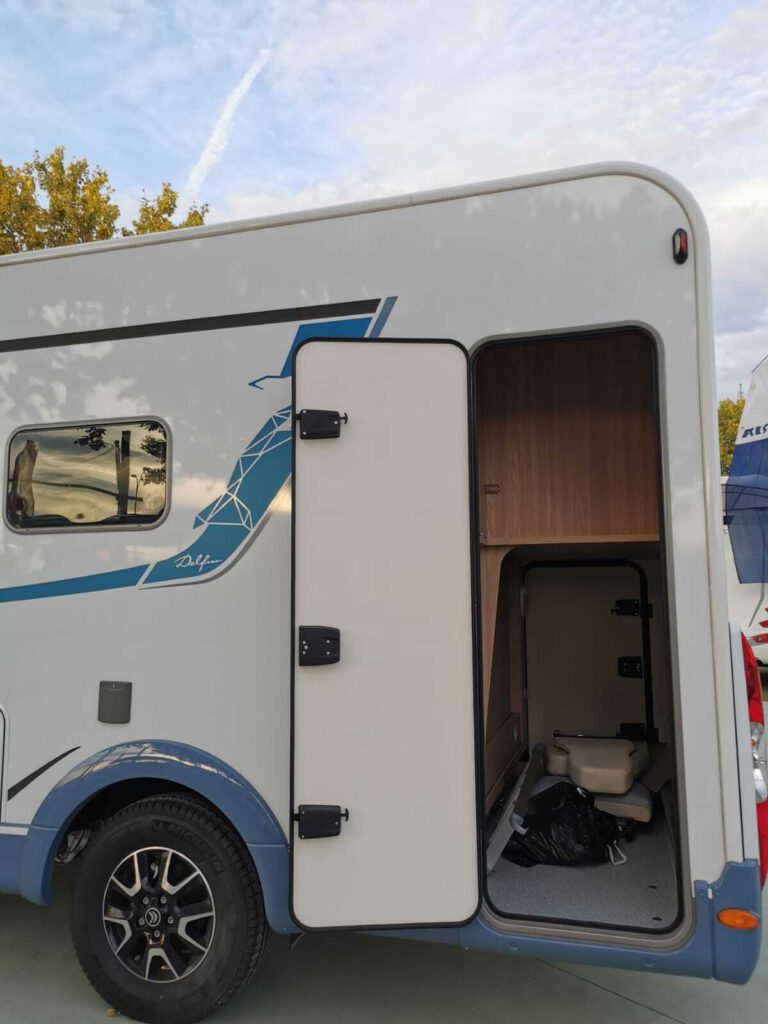 Bürstner Delfin 680 G Harmony Line Comercial Caravaning