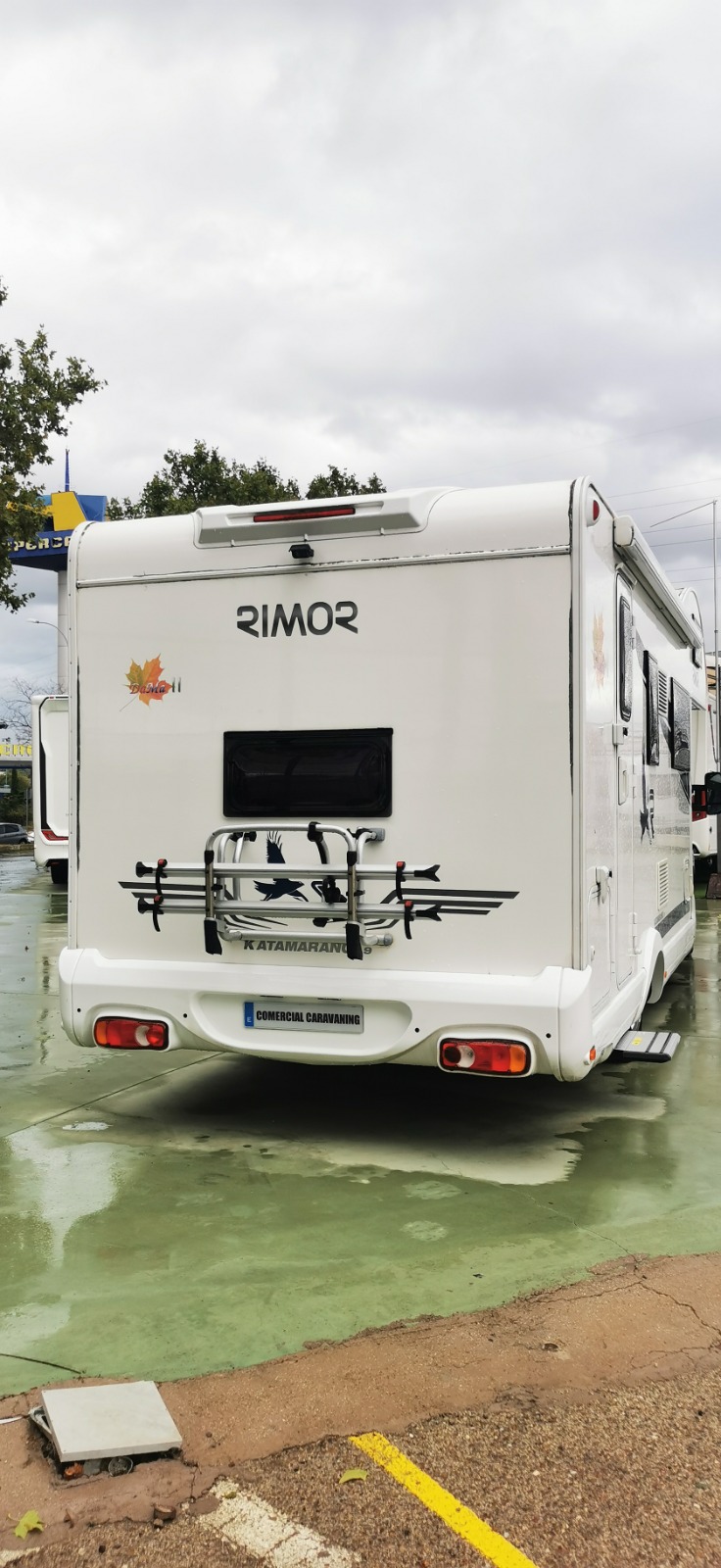 Rimor Katamarano 9 Comercial Caravaning