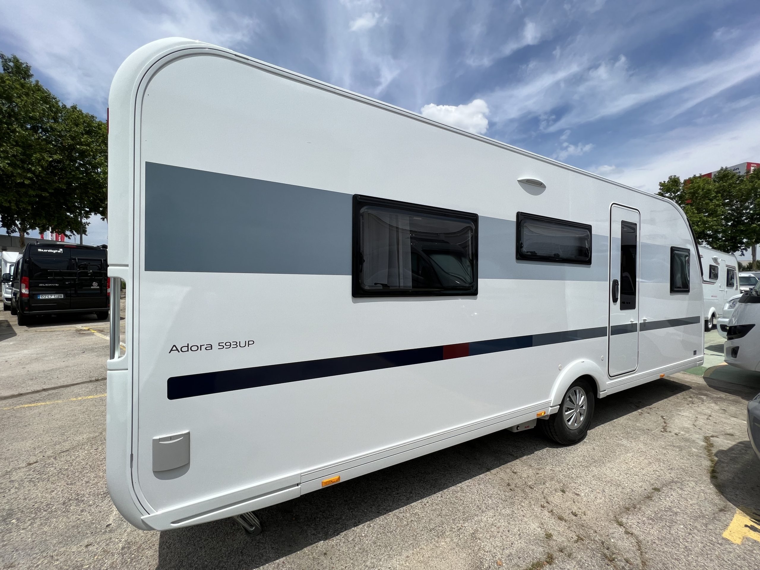 Adria ADORA 593 UP Comercial Caravaning