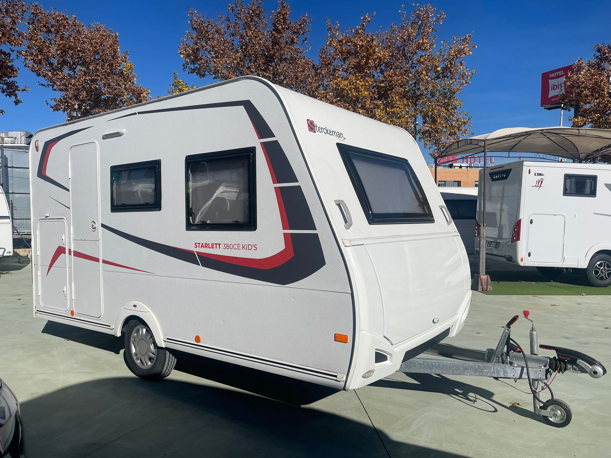 Sterckeman Starlett 380 CE Kid s Comercial Caravaning